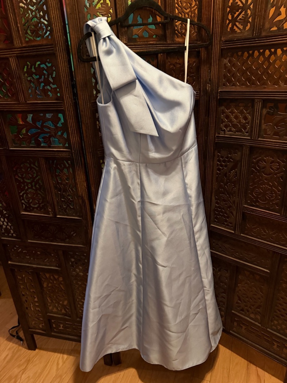 ALFRED SUNG Light Blue Satin Bow-Shoulder Maxi Gown Size 4 - Picture 5 of 7